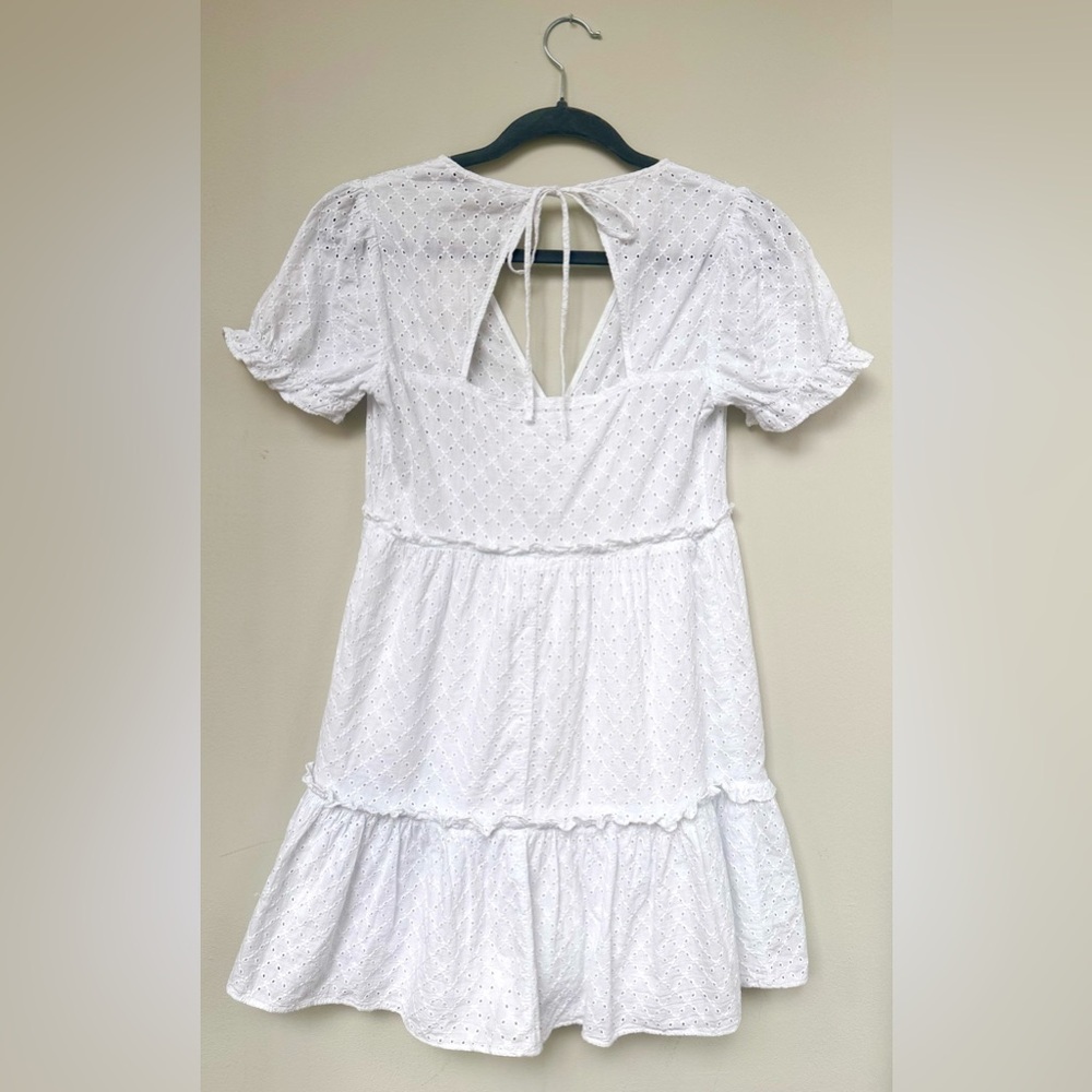 Zara White Eyelet Dress with Tie Back - Picture 2 of 8